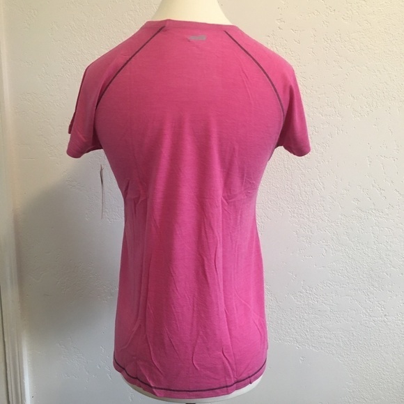 Avia Active wear Tees in pink Size Small - Picture 4 of 5